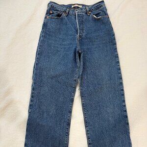 Levi’s Ribcage Straight Jeans – Size 29 High Rise | Medium Wash | Button Fly